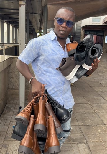 #ladiesboots #womensfashion #officewear #trendingfashion #leatherboots