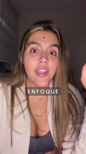 Nello SuperFocus — este es el suplemento de enfoque que combina los nootrópicos más duros y limpios para darte enfoque, claridad mental y energía estable sin crash. 🍓⚡️ Tiene Alpha GPC, Lion’s Mane, Rhodiola Rosea y L-Tyrosine, todos trabajando juntos para mejorar memoria, concentración, productividad y reducir la fatiga mental. Es un polvo sabor fruit punch, se mezcla con agua y en minutos ya sientes ese “switch” de enfoque 🔛🧠✨ Ideal para estudiar, trabajar, manejar de forma natural, o cuand