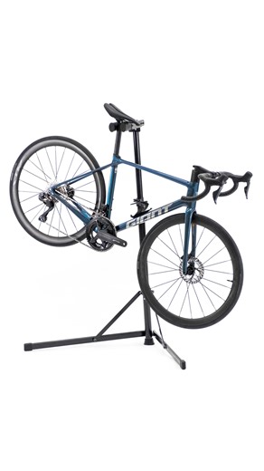 Make home bike maintenance easy with the PRO Bike Repair Stand. Perfect for quick fixes and bike washes, it gives you a solid, no-fuss workspace without eating up your garage or shed space.