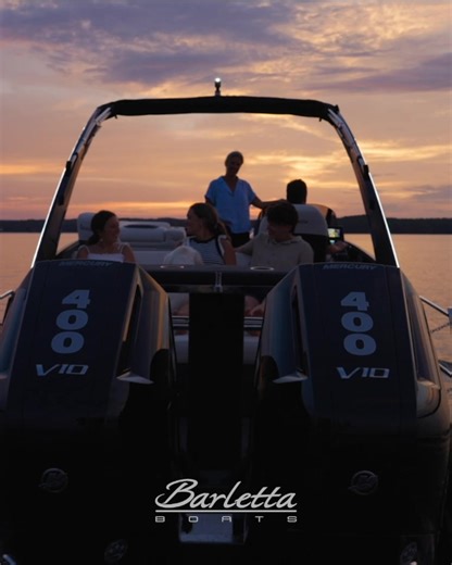 Introducing the industry’s first & only center-mounted twin-engine pontoon—where cutting-edge performance meets uncompromising comfort. | Barletta Boats