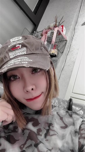 啦啦啦～今天也是個充實美好的一天✨✨ @NO_ONE 進了很多新品💕 #BangBangBang