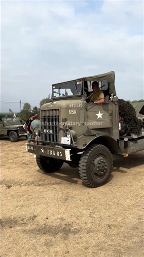 A Beautiful Piece of History – US Autocar Truck