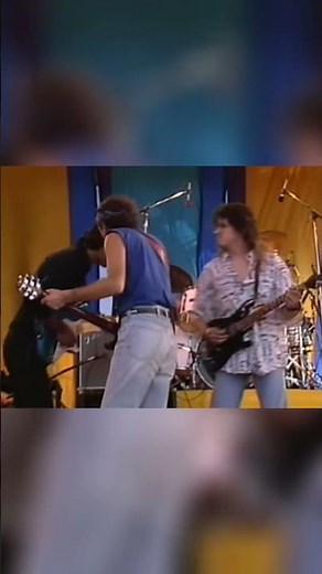 Walfredo Reyes Jr feeling the groove | Carlos Santana "Black Magic Woman"