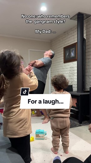 Dad's Gangnam Style Dance: Hilarious Family Moment
