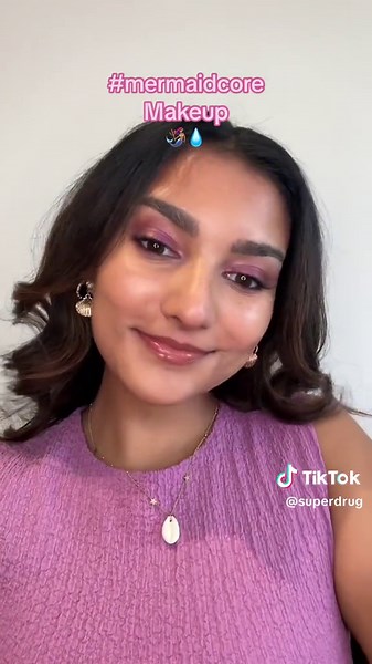 Create a Stunning Mermaid Makeup Look with Vitamin C