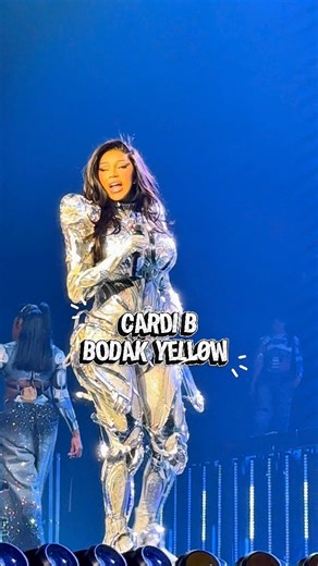 🔥 Cardi B performing her hit “Bodak Yellow” live in Palm Springs, California at the Little Miss Drama Tour absolutely iconic! The energy was unreal, the crowd was loud, and she owned that stage from start to finish. A powerful performance that had everyone hyped all night long. 💛✨ We love you, Cardi B! 🙌🏽❤️ #CardiB #BodakYellow #Littlemissdramatour #oldiesvibe #reels I don’t have rights to music. | Oldies Vibes
