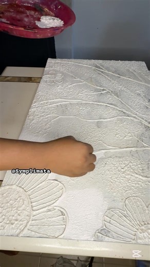 FLORAL TEXTURE PAINTING. #texturepainting #modelingpaste #acrylicpainting #painting