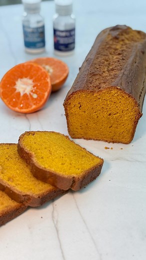 Ale Temporini on Instagram: "BUDÍN DE MANDARINAS ¿Quieren preparar un budín #SINGLUTEN rico y muy fácil 🍊? Entonces, tienen que probar si o si esta receta que hice con productos de @procal.ar usando solo una procesadora 😉 El resultado es absolutamente irresistible. Para conocer las cantidades de los ingredientes tienen que mirar el video hasta el final y hacer captura de pantalla 📱Los leo en comentarios 👇👇 #budindemandarinas #budinsingluten #recetassingluten #recetassintacc #procal"