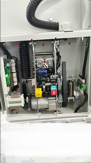 Vacuum Circuit Breaker Operation | Closing & Opening Test Demo