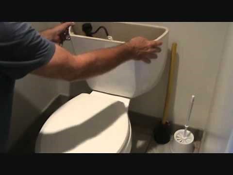 How to remove a leaking toilet tank