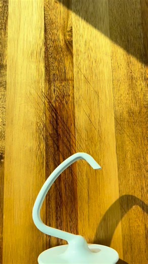 It’s the start of baking season which means pulling out the mixer (for seasonal bakers), if you are just starting to bake or was gifted/purchased a mixer the attachments may be confusing so here’s your guide to each one and when and how to use it. #Baking #standmixer #cookiedough #bread #foodie #cookies | Halfbatchbaking