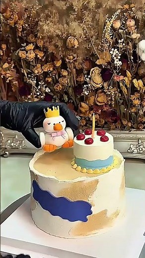 Come Decorare una Simpatica Torta di Compleanno a Tema Anatra | Idea Torta per 30 Anni