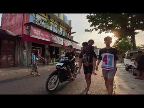 Long piggy back shoulder rides challenges! | trailer