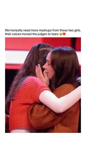Singers Videos on Instagram: "Alicia & Jasmina absolutely owned their Blind Audition on The Voice Kids 2021 with “Issues” by Julia Michaels. Their harmonies were so clean, their confidence so pure — it’s wild how two 14-year-olds can deliver a performance this emotional and polished. You can literally see the coaches freezing for a second like: “Wait… how are they this good?” Such a powerful duet from two talented sisters who clearly have something special. What do you think — best “Issues” cove