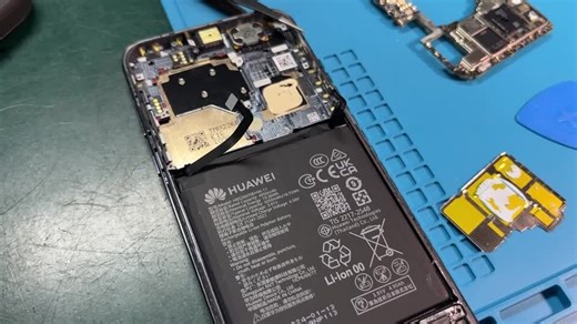 China aims to triple AI chip output, reducing Nvidia's dependency, FT says