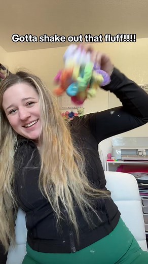 Ive found a perfect solution🤣 . When attaching curls it can get a little messy with chenille yarn . #crochet #crocheter #crochetgrove #amigurumi #crochetunicorn #unicorn #chenilleyarn