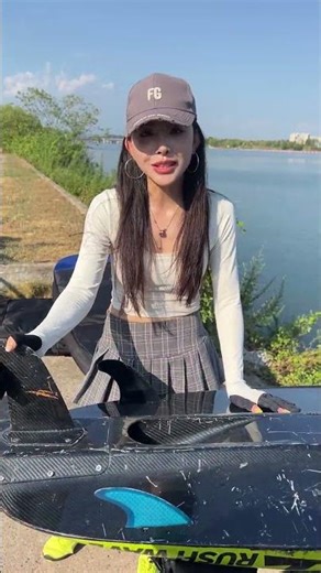 RUSH WAVE ,Gasoline-powered surfboard#rushwave #Surfing #surfboard #gasolinesurfboard