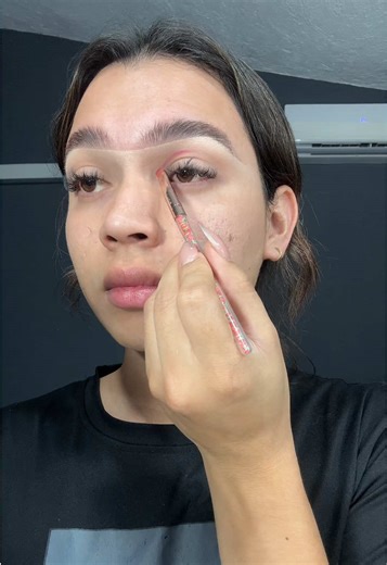 Éste tutorial se tuvo que dividir en varias partes en FB voy a unir todas más tarde 💋 #esquizobelica #makeup