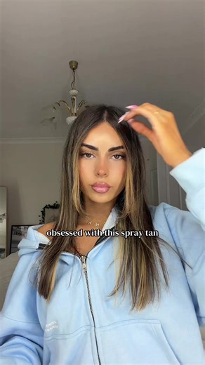 Achieve a Radiant Glow with a Spray Tan