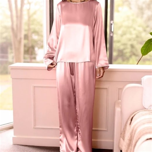 Softest Satin Pajama Set: Silk Bridesmaid Pjs, Two Piece Lounge and Sleep Wear Gift for Friend - Etsy