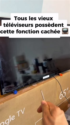 Tech Astuce on Instagram: "Il y a une fonction sur le port USB de votre téléviseur et vous êtes vraiment prêt à le faire pour ce que vous voulez ! 😱 #consejos #tecnología #televisor #android"
