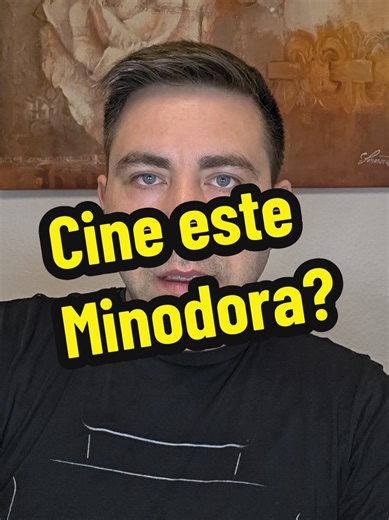 Cine este Minodora Prisacu? A apărut mai demult în spațiul public. Eu o urmăresc de ani, scrie din 2016, scrie bine, clar, fără ocolișuri. Explozia ei de popularitate nu a venit din nimic, a venit în momentul în care s-a expus pe cazul Vartic. De acolo au început și atacurile. Nu argumente, nu dezbatere, ci etichete și isterie din partea celor care ar trebui să informeze. Hai să lămurim simplu: Minodora nu este bot, nu este troll. Este o persoană reală care a ales pseudonimul și anonimatul. Și a