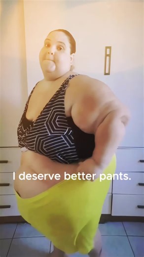 They laughed when she started. They’ll go silent when she changes … #coreworkout #corestrength #calisthenics #coreexercises #girlfitness