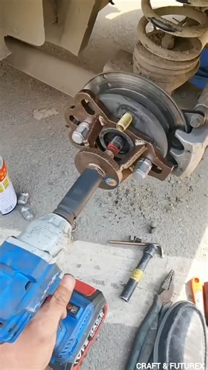 Easiest way to remove a hub! Bearing puller in action. #ytshorts