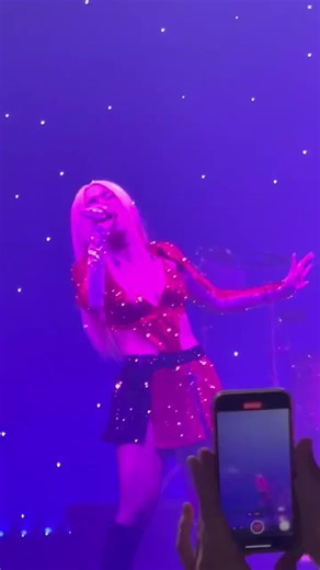 AVA MAX LIVE PERFORMANCE MUSIC CONCERT PERFORMANCE #popstarlife #concerttour #erastour #vmas #ivypar