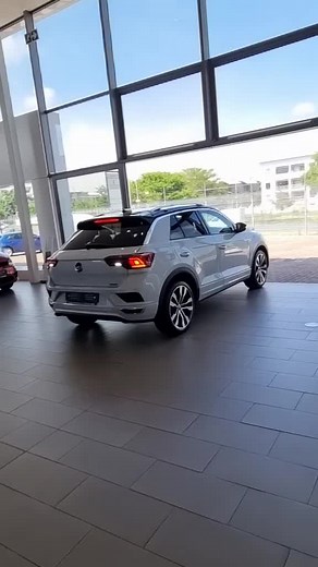 Volkswagen T-Roc R-Line 2021: Interior Features and Design