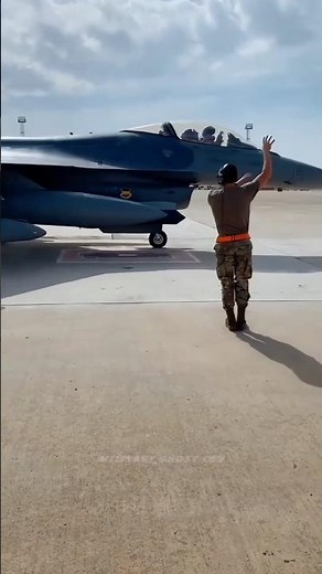 Fun Moments Inside a Military Cockpit😂✈️