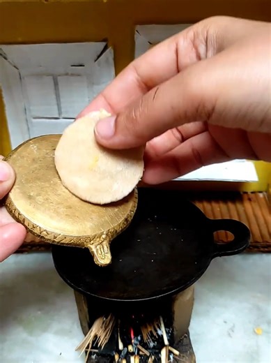 ‏Mini kitchen. food cooking. #minikitchen #paratha