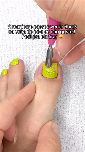 Larissa Leite Unhas on Instagram: "Ufa finalmente ela fez francesinhas nas unhas dos pés 😍🦶🏼 Cole o ID no buscador do Mercado Livre: Impala paraíso KNIZMF-S04K Colorama via láctea KNIZMF-QVCC Anita francesinha KNIZMF-37QQ Colorama brilho diamante KNIZMF-9US4 @mercadolivremoda #unhas #unhasdospés #pés #pesdeprincesa #unhasdeprincesa #manicure #pedicure #unhaslindas #OMelhorDaBeleza #MercadoLivreModa"