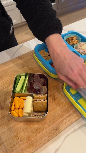 Monday lunch and snack boxes prepped. . #bentgoboxlunch #bentgokids #lunchboxideasforkids