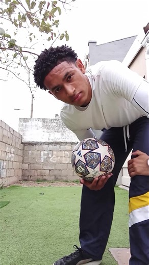 Mastering Football Skills: Freestyle Techniques Revealed