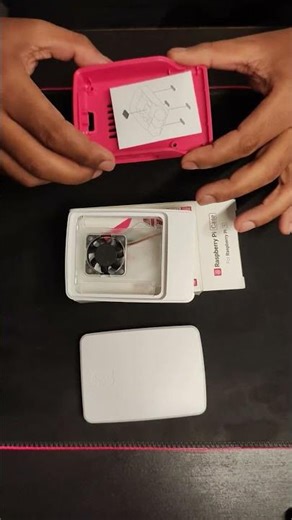 Official Raspberry Pi 5 Case Unboxing 🔴⚪ | #shorts