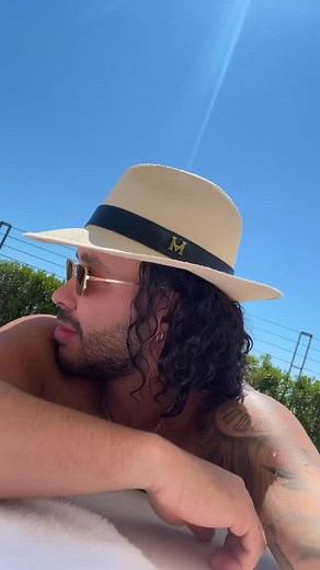 Prince Royce | un verano caliente 🥵 | Instagram