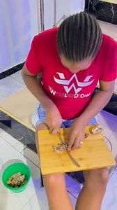 89K views · 1.2K reactions | My first time using a chopping board | Real Proud Mom | Facebook