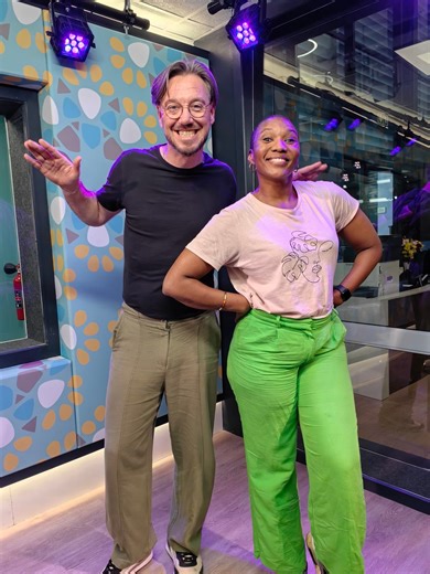 Rob Forbes: "I will not dance to the new Taylor Swift." Admin: Challenge Accepted.🤭 #DriveWithRobAndRoz #tloas #thefateofophelia #DanceChallenge #dance #taylorswift | The Drive with Rob & Roz