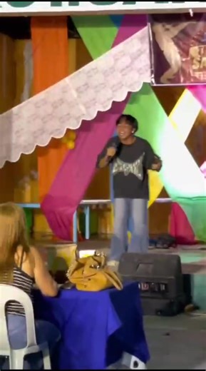 Filipino Singing in the Classroom: A Unique Performance