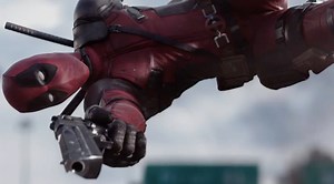 De langverwachte NSFW trailer van Deadpool Movie! "You may be wondering: "Why the red suit?" Well, that's how bad guys can't see me bleed." - Wade Wilson/Deadpool | Pathé
