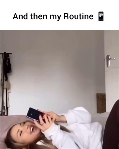 Whenever I Open My Book... 📚🤣 #creativev_sana #shorts