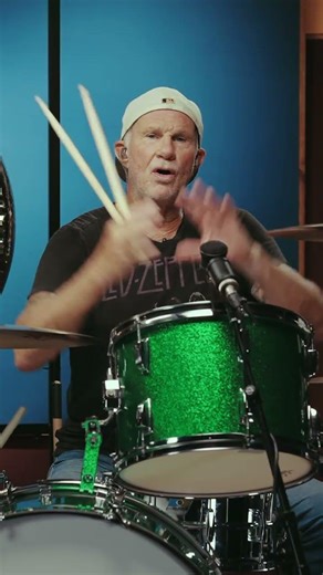 Chad Smith Honors John Bonham #drumeo #chadsmith #ledzeppelin