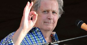 Brian Wilson, líder dos Beach Boys, está com demência; cantor tem 81 anos
