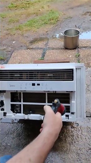 A/C Window Unit Water Leaking SOLVED #shorts #windowac #diy #airconditioning #airconditioningrepair