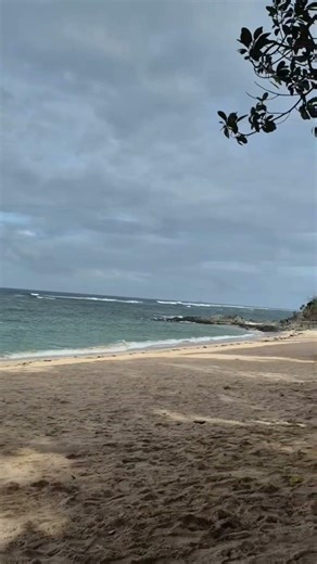 The Beach No One Is Talking About (Yet)🤫 #travel #calm #beachtherapy #nature #peacefulwaves #shorts