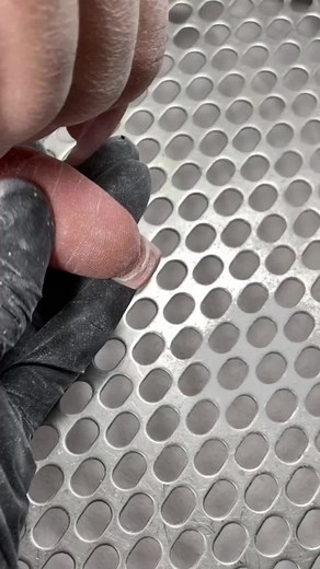 Powder Dispensing Tool Interaction with Metal Surface