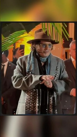 Johnny Depp Caught Doing This… Fans Are Curious 👀 #johnnydepp #johnnydeppedit #threehearts