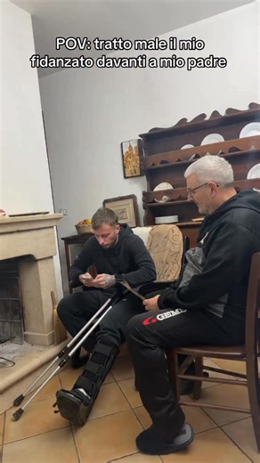 Matilde Morra on Instagram: "Pt.2 .. mi sono sentita male a farlo 🥺 #couplegoals #boyfriend #omg #fypシ #prank"