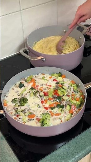 Cooking Made Easy with Crumble 🍳 | Non-Stick Ceramic Fry Pans in Action